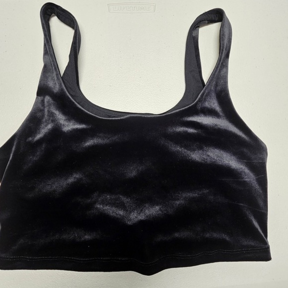 Athleta Black Velvet Crop Top Built-in Shelf Bra Womens Medium Scoop Neck Tank